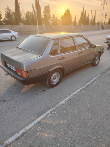 VAZ (LADA): VAZ (LADA) 21099: 1.6 l | 1995 il 320000 km Sedan