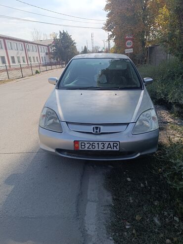 ауди а читири: Honda Civic: 2000 г., Механика, Бензин, Хетчбек