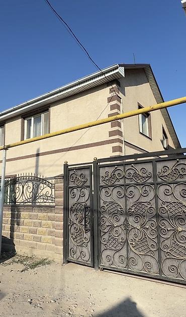 Үйлөрдү сатуу: 6 бөлмө жана андан көп, 250 м², Бишкек, Рухий Мурас ж/м Менчик ээси — 1