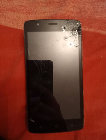 Samsung: Biri 10 AZN — 10