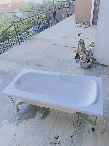 hamam vannasi olculeri: Akril vanna – dikdörtgen forma, ağ rəng. Uzunluqu 150 Eni. 70 — 6