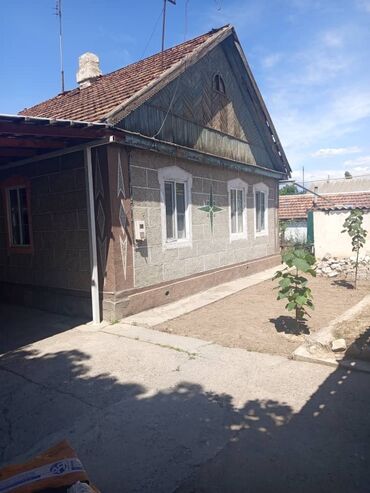 прадаю дом петрофка: Үй, 80 кв. м, 4 бөлмө, Менчик ээси, Эски ремонт
