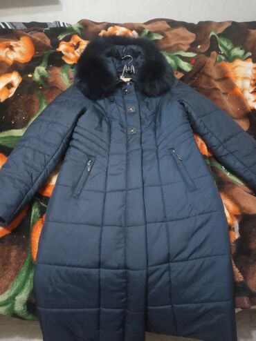 женские демисезонные куртки и пальто: Пальто, Классика, Зима, По колено