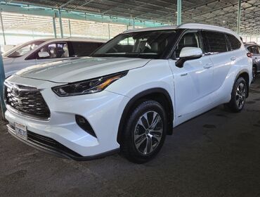 Toyota: Toyota Highlander: 2022 г., 2.5 л, Вариатор, Гибрид, Кроссовер