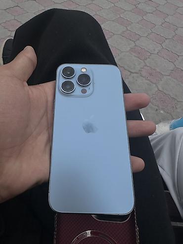 чехол на айфон 13 про: IPhone 13 Pro, Б/у, 256 ГБ, Sierra Blue, Чехол, 78 % — 1