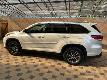 грузовой автомобиль бишкек цена: Toyota Highlander: 2018 г., 3.5 л, Автомат, Бензин, Внедорожник