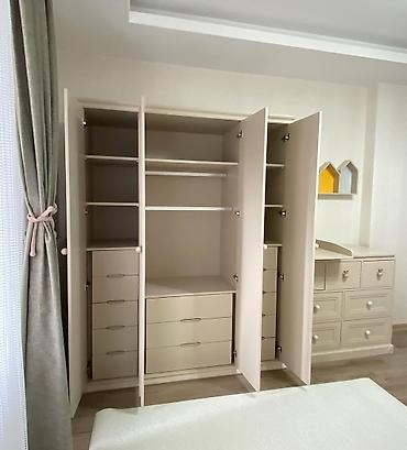 beshik: Uşaq otağı üçün dəst – krem rəngli massiv MDF mebellər Tərkib: - 4 — 2