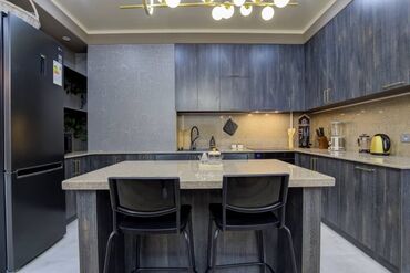 Посуточная аренда квартир: 3 комнаты, Банные принадлежности, Бронь, Бытовая техника — 4