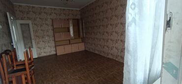 квартира слается: 3 комнаты, 80 м², 106 серия, 6 этаж, Старый ремонт