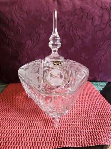 Ostalo posuđe: Bombonijera nova,kristal Zajecar 70te. Bombonijera kristalled — 7