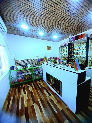Gözəllik və sağlamlıq: TƏLƏSİN!!!! Hazır Ətir biznesi satılır. Mebellər, vitrinlər quvşinlər — 3