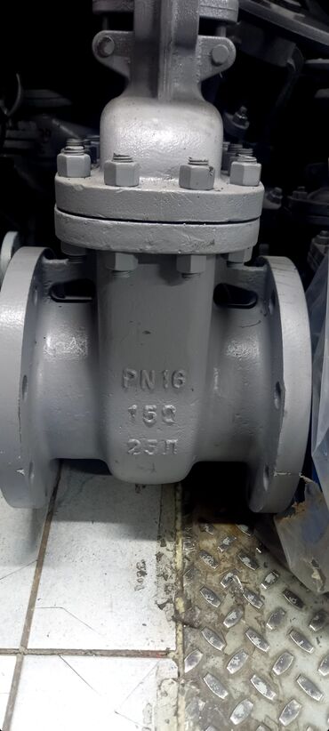 Регулирующие краны: Материал: Металл, Диаметр резъбы: 200 мм — 9