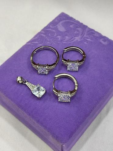 Серебряные наборы украшений: Серебряный набор  под Карьтие Серебро 925 пробы Размеры имеются — 4