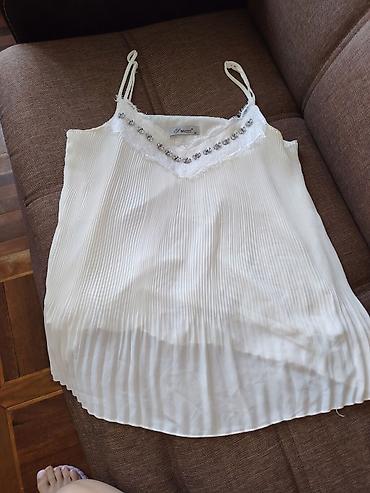 xonca bezekleri: Ağ rəngli qadın topu – “WHITE” brendi. - Model: nazik qoşa askılı — 1