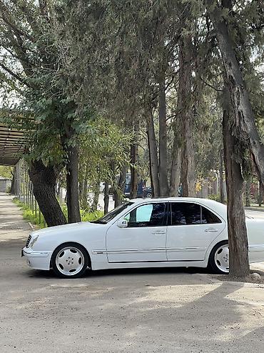 Продажа авто: Mercedes-Benz E-Class: 2000 г., 3.2 л, Автомат, Бензин, Седан — 2