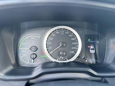audi q 5: Toyota Levin: 2020 г., 1.8 л, Вариатор, Гибрид, Седан — 9