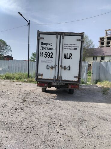 Легкий грузовой транспорт: Легкий грузовик, Б/у