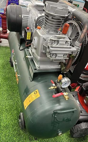 s1: Поршневой воздушный компрессор Excalibur 200 L - Ресивер: 200 литров — 2