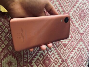 iphone трещина: Samsung Galaxy A03s, Колдонулган