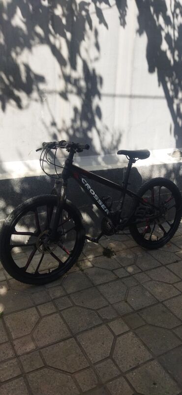 crolan velosiped: İşlənmiş Şəhər velosipedi Crolan, 24", sürətlərin sayı: 24, Ünvandan götürmə