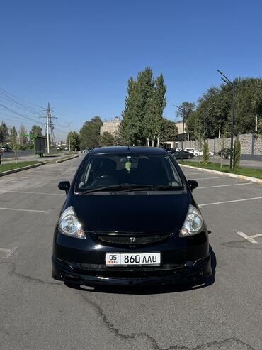 машины фит: Honda Fit: 2002 г., 1.3 л, Вариатор, Бензин, Хетчбек