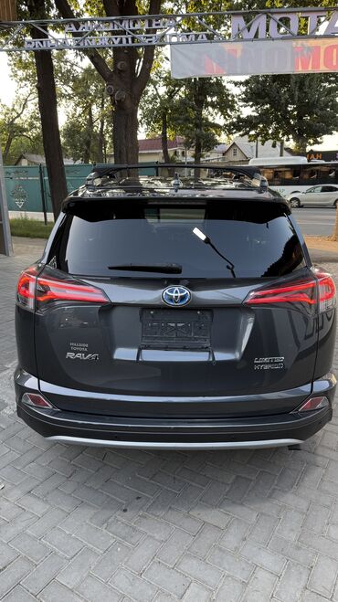 Toyota: Toyota RAV4: 2017 г., 2.5 л, Гибрид, Внедорожник — 5