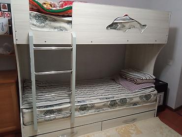 bunk bed: Двухъярусная детская кровать, Б/у, ЛДСП, цвет - Бежевый — 2