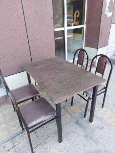 Masa və oturacaq dəstləri: Mətbəx üçün, Yeni, Açılmayan, Dördbucaq masa, 4 stul — 9