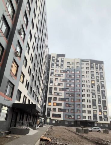 сдаюу квартира тунгуч: 3 бөлмө, 88 кв. м, Элитка, 5 кабат, ПСО (өзү оңдоп түзөтүп бүтүү үчүн)