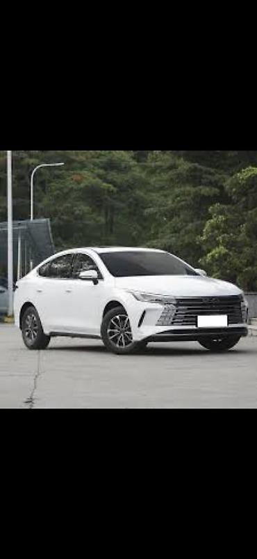 vaz 2017: Toyota Prius: 1.8 l | 2017 il Hetçbek — 2
