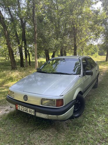 лонжерон: Volkswagen Passat: 1990 г., 1.8 л, Механика, Бензин, Седан