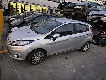 maxi gume: FORD FIESTA 1.4 2010. GOD. - KOMPLETAN AUTO U DELOVIMA | Molba za — 1