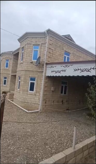 Həyət evləri və villaların satışı: 8 otaq, 14 kv. m, Orta təmir — 10