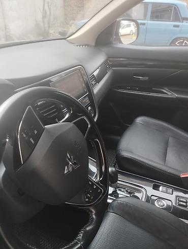 Mitsubishi: Mitsubishi Outlander: 2018 г., 2.4 л, Вариатор, Бензин, Кроссовер — 13