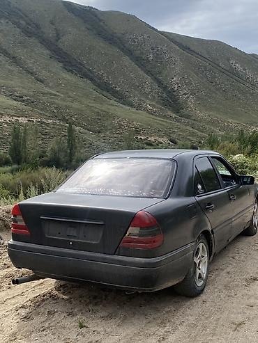 банка бмв: Mercedes-Benz C-Class: 1994 г., 1.8 л, Механика, Бензин, Седан — 4