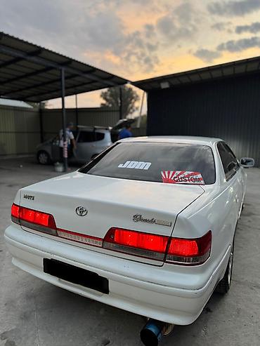 прямотое: Toyota Mark II: 2000 г., 2 л, Автомат, Бензин, Седан — 3
