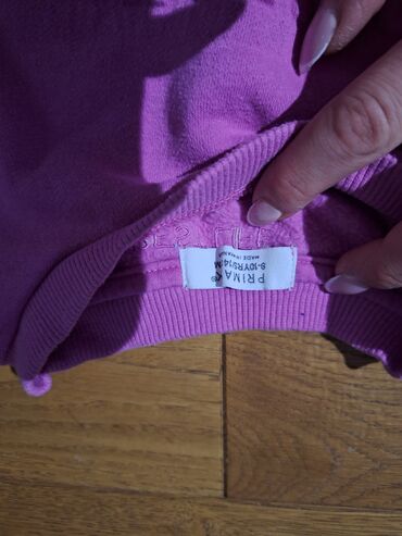 Duksevi: Benetton, Sa kapuljačom, 140-146 — 5