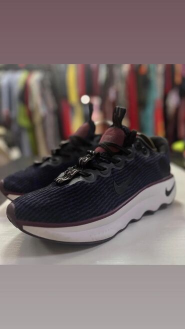 Кроссовки и спортивная обувь: Кроссовки секонд хенд Сокулук из Европы. размеры уточняем Сокулук — 4