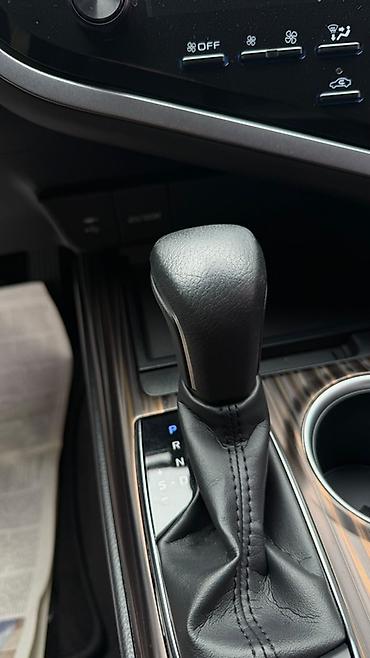 Унаа сатуу: Toyota Camry: 2020 г., 2.5 л, Автомат, Гибрид, Седан — 6