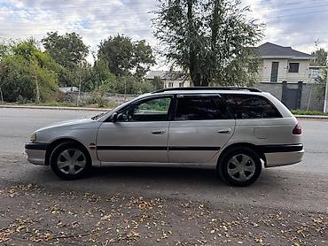 сиз 82 1: Toyota Avensis: 2001 г., 1.8 л, Кол менен иштөөчү, Бензин, Универсал — 9