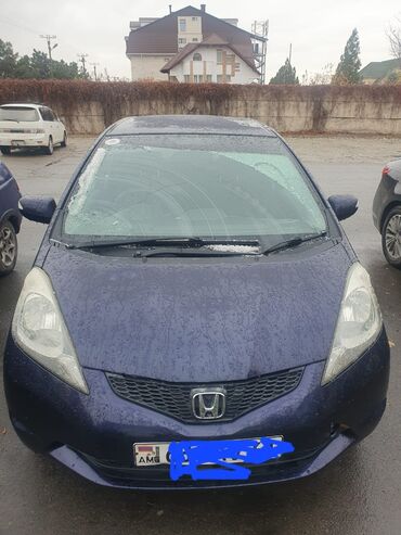 фит продаю: Honda Fit: 2009 г., 1.3 л, Автомат, Бензин, Хэтчбэк