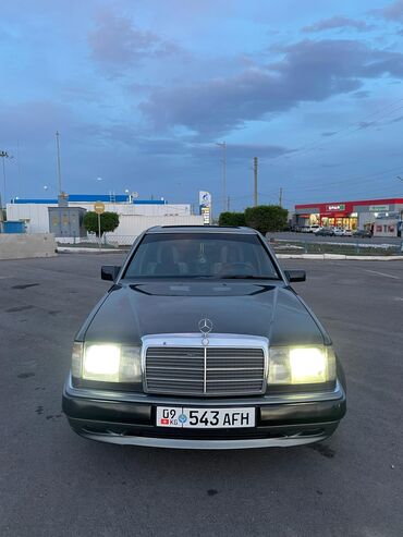 мерс 709: Mercedes-Benz W124: 1992 г., 2.3 л, Механика, Бензин, Седан