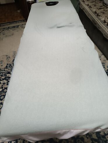 одноразовая простынь на кушетку: Укалоочу кресло, түсү - Кара