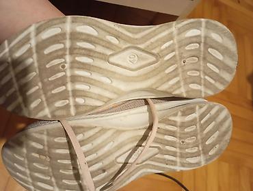 Sandale i papuče: Dve vrste obuće: 1) Zimske slip-on patike/čizme - Crna vodoodbojna — 7