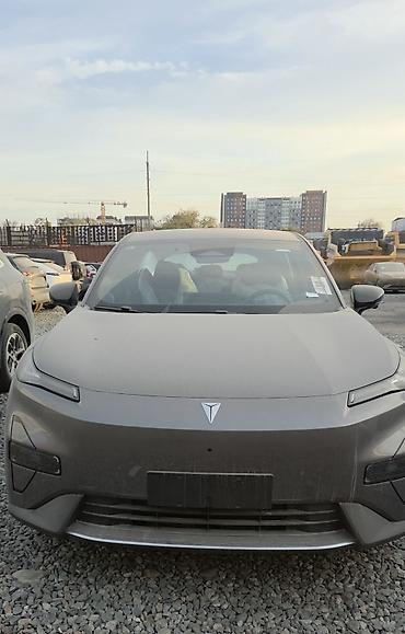 i 8: Deepal s07 гибрид в современном кузове седан, выполненный в — 1