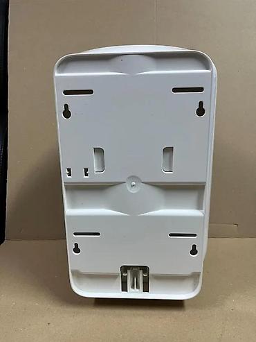 Ostale sanitarije: Tork zidni dispenzer za papirne role – M2 centrefeed sistem - — 15