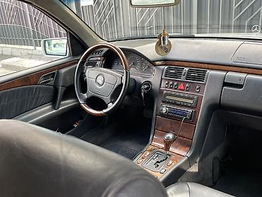 акорд 96: Mercedes-Benz E-Class: 1998 г., 4.3 л, Автомат, Бензин, Седан — 8