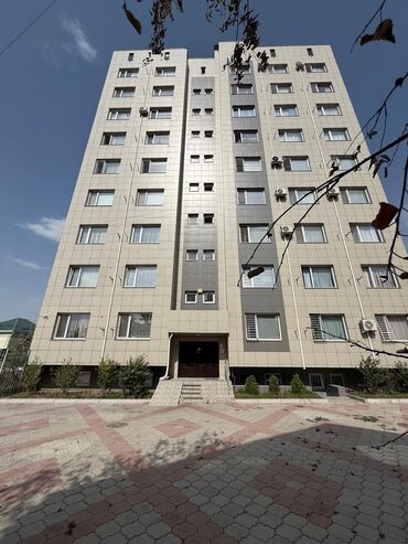квартира панфилова: 2 бөлмө, 69 кв. м, 106-серия жакшыртылган, 8 кабат, Косметикалык ремонт