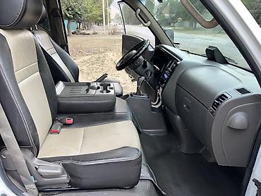 Транспорт: Hyundai Porter II — компактный грузовой бортовой автомобиль. Основные — 7