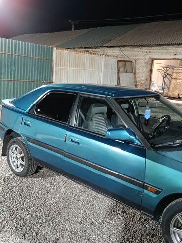 авто унаага алмашам: Mazda 323: 1994 г., 1.6 л, Механика, Бензин, Хетчбек